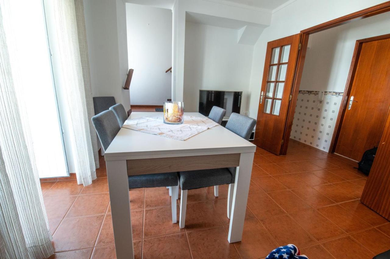 Bayview Nazare A Sua Casa A Beira Mar - 20 Mt Da Praia E Da Famosa Bola Nivea Екстериор снимка