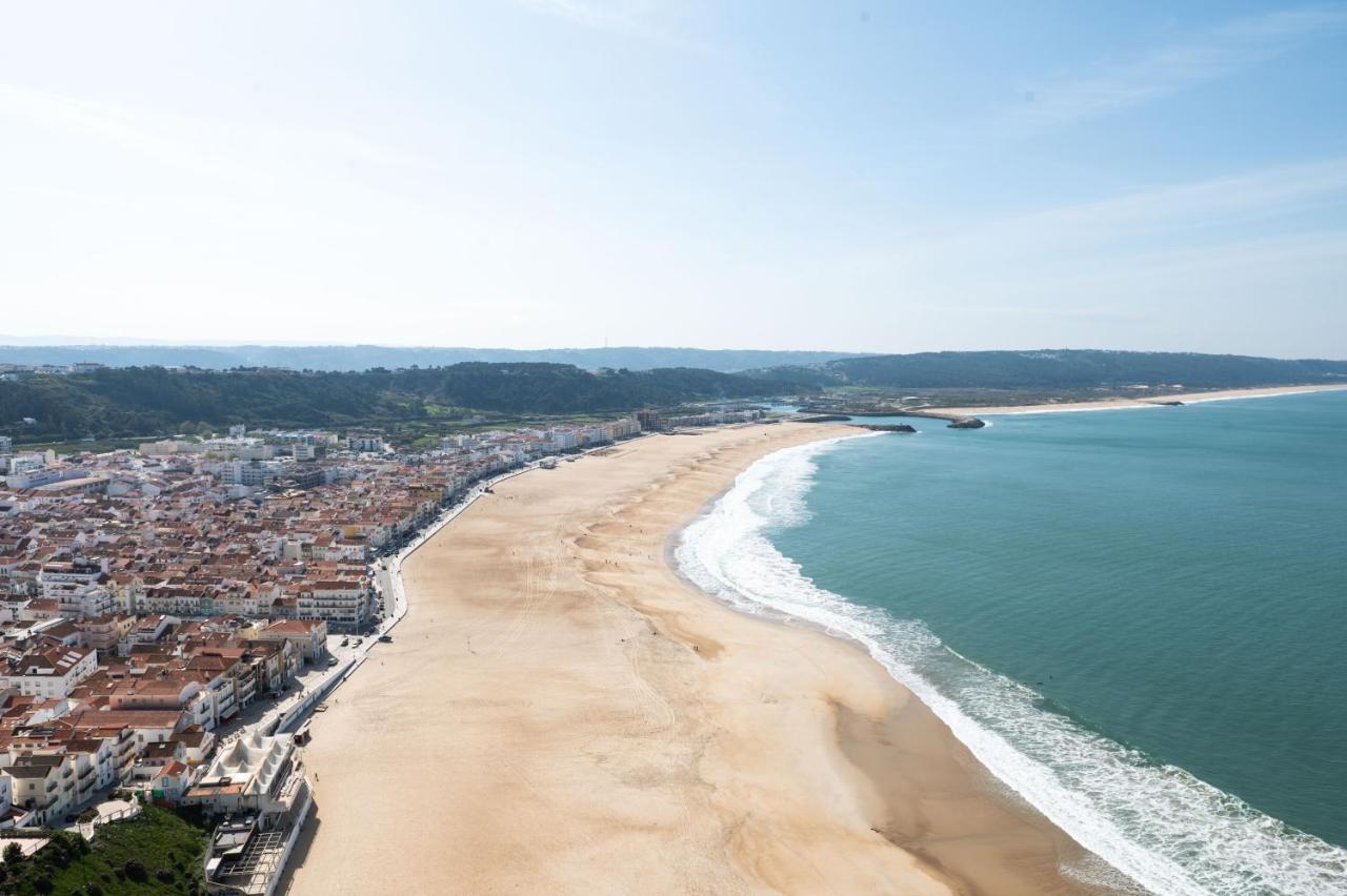 Bayview Nazare A Sua Casa A Beira Mar - 20 Mt Da Praia E Da Famosa Bola Nivea Екстериор снимка